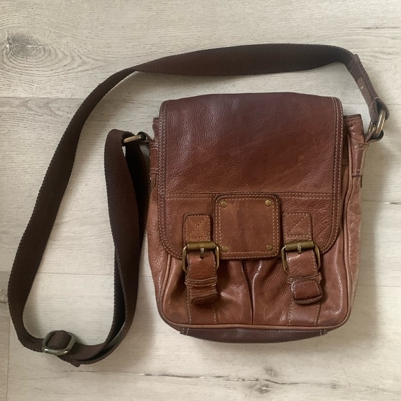 Fossil‎ Leather Messenger Bag book bag school bag Back to school - Picture 1 of 10